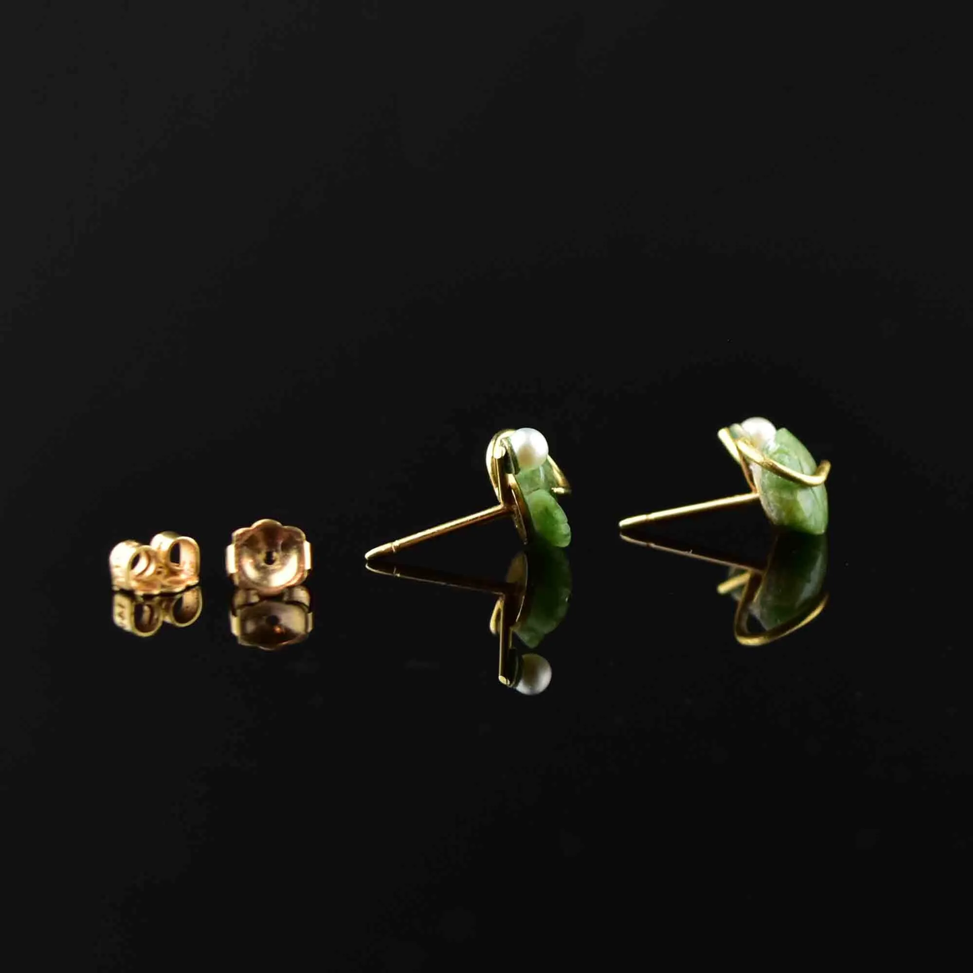 14K Gold Carved Leaf Jade Pearl Stud Earrings