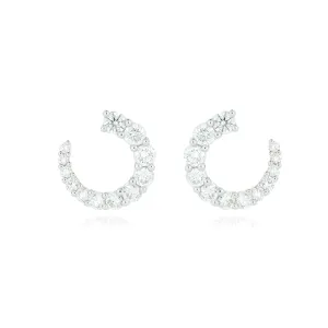 18k White Gold Tapered Diamond Earrings