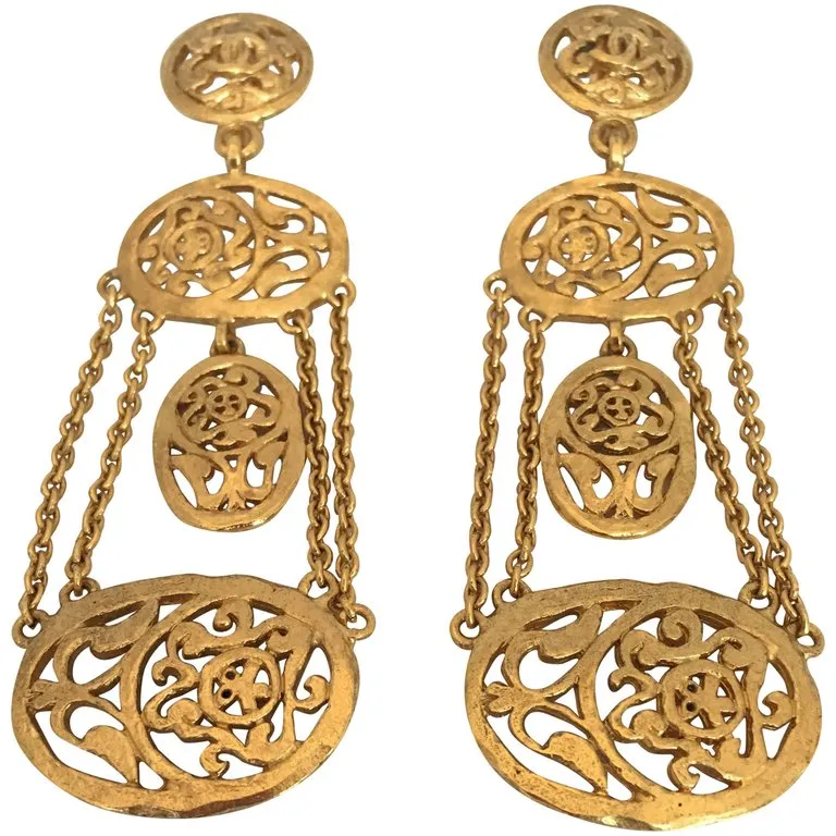 1980's Chanel Gold Tone Floral Filigree Chandelier Clip Earring