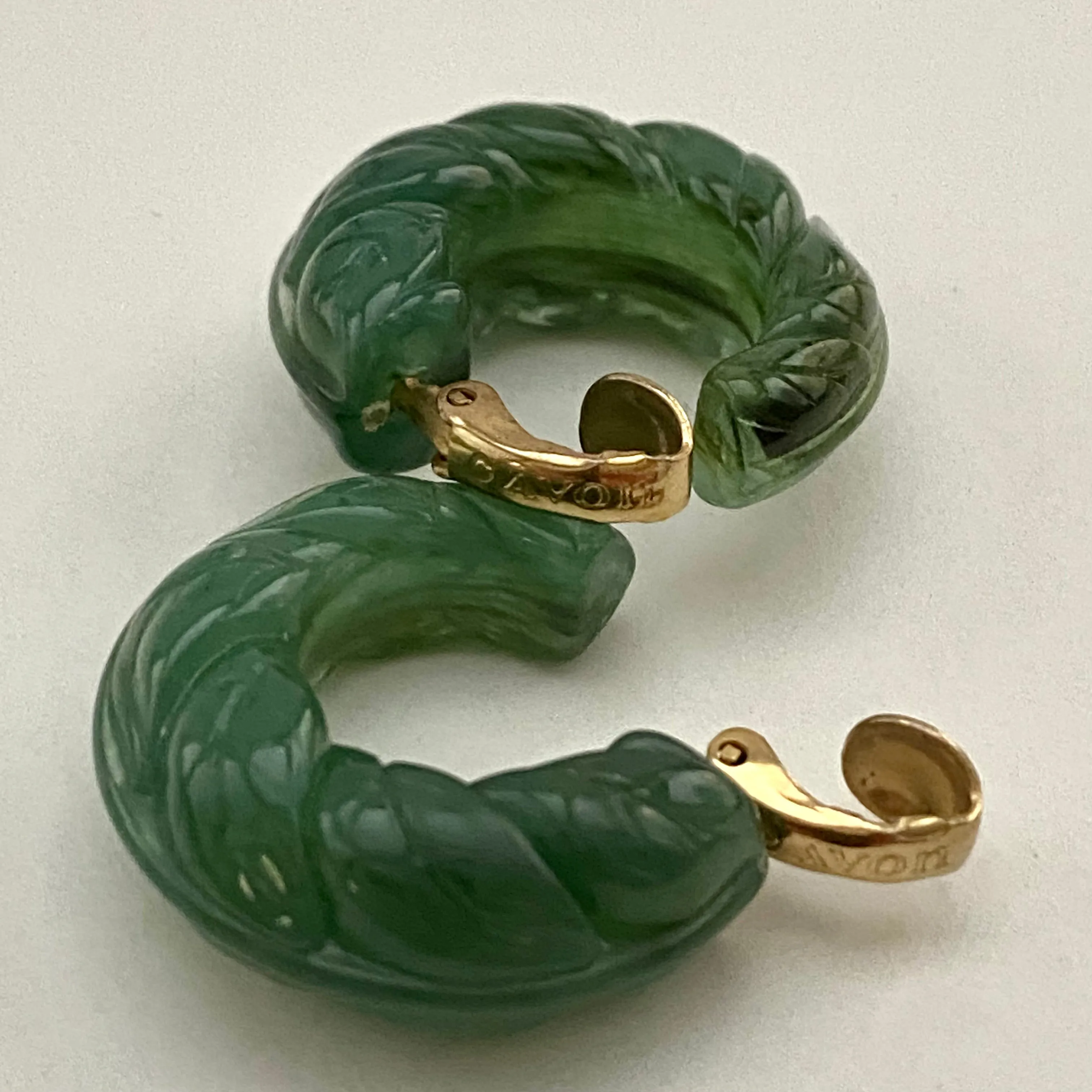 1982 Avon Floral Hoop Earrings- Green