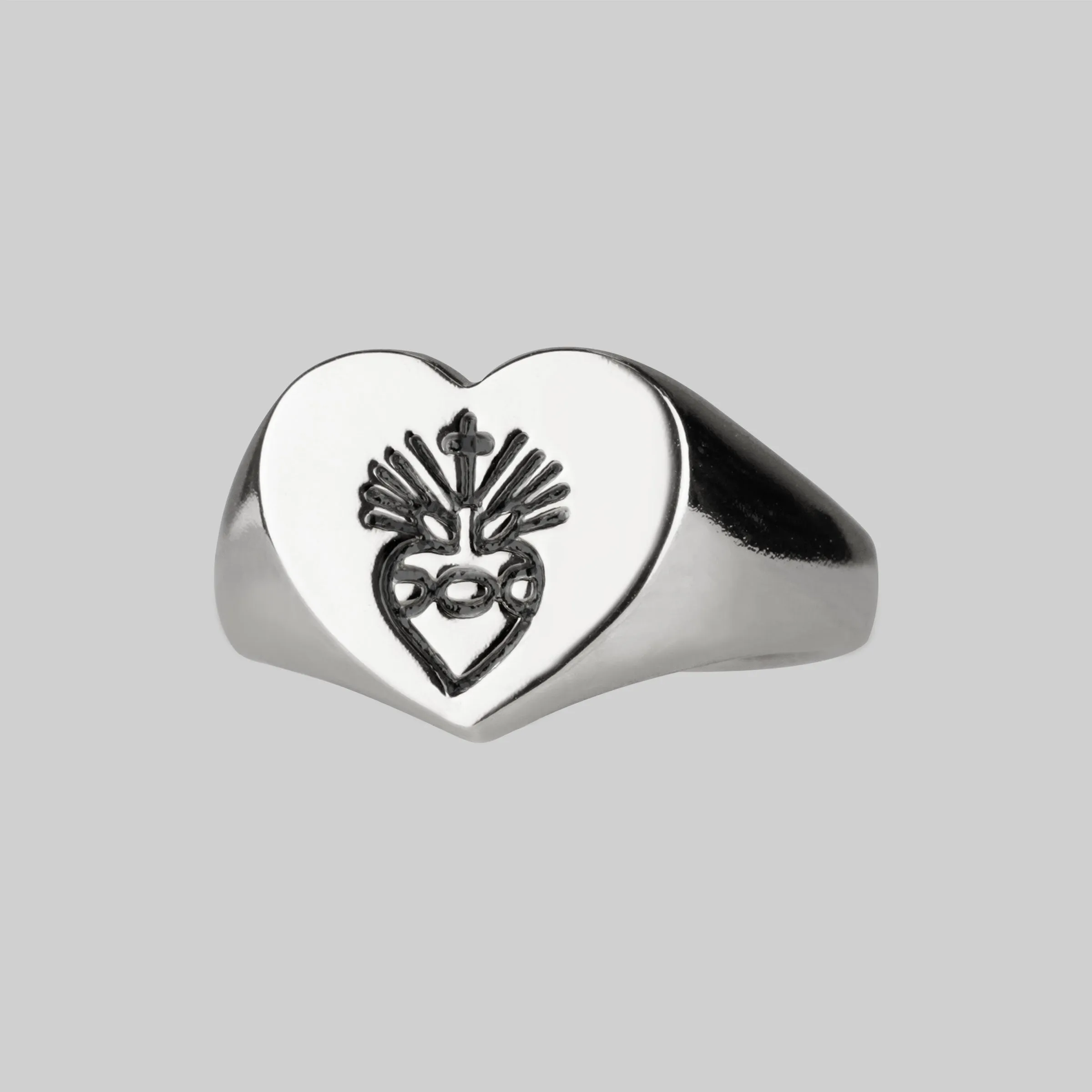 ARDOUR. Sacred Heart Signet Ring - Silver