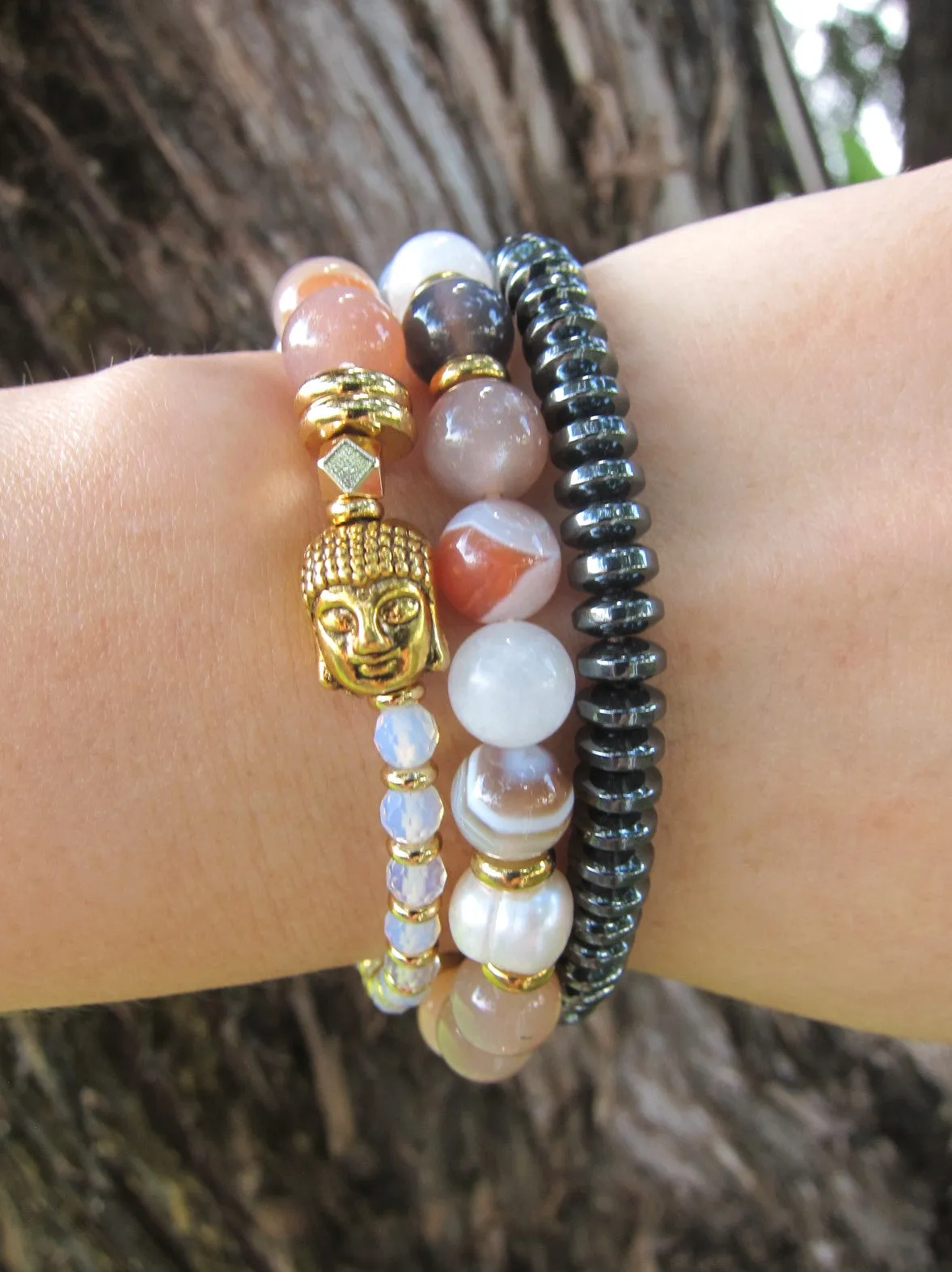 Baroque Pearl, Botswana Lace Agate, Sunstone, Moonstone Mala Bracelet in 27 Beads