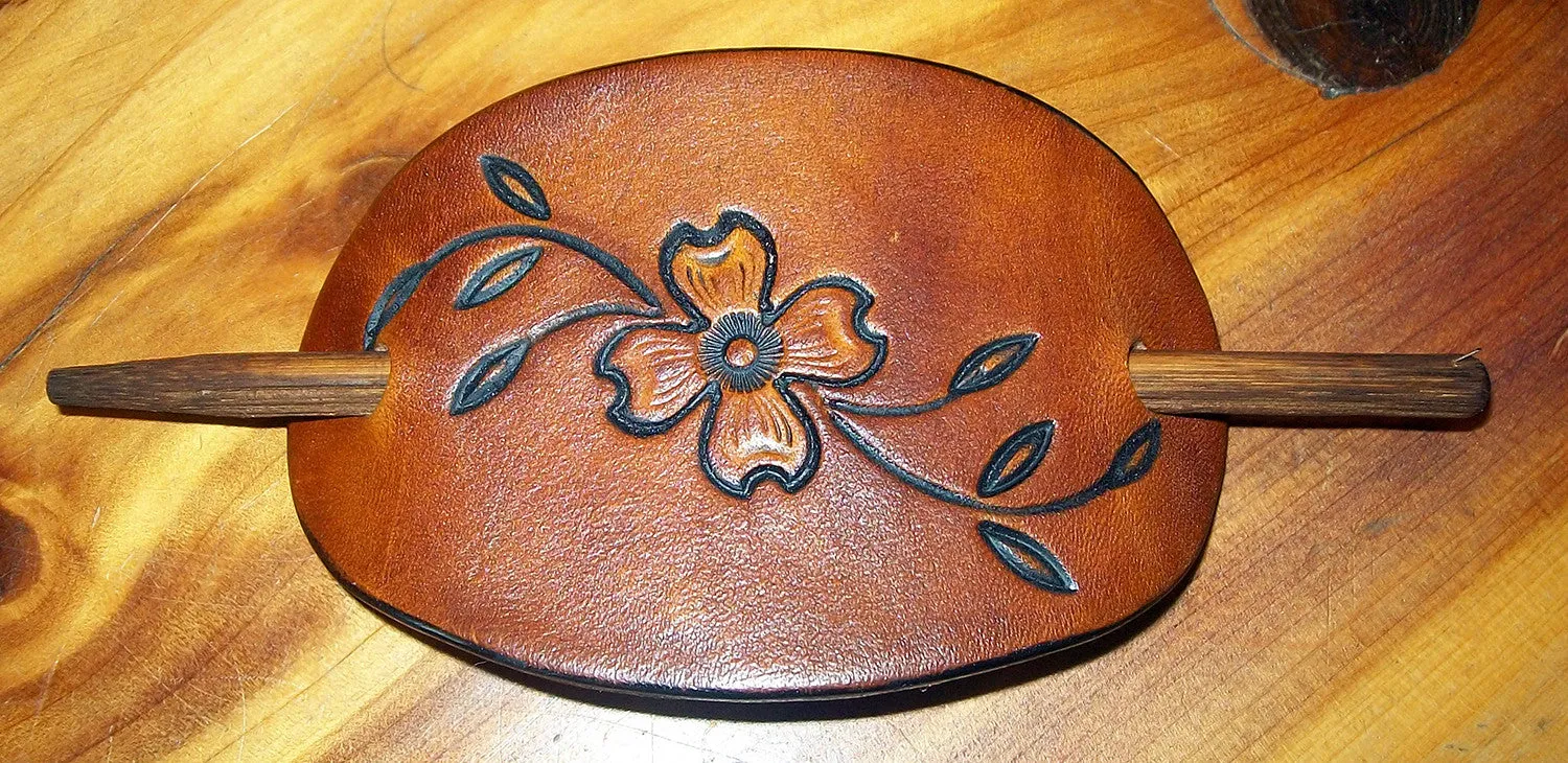 Dogwood Flower Retro Leather Barrettes | Medium