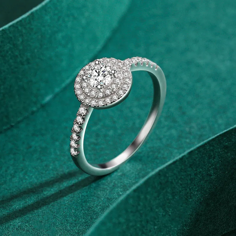 Elegant S925 Sterling Silver Zircon Ring for Women