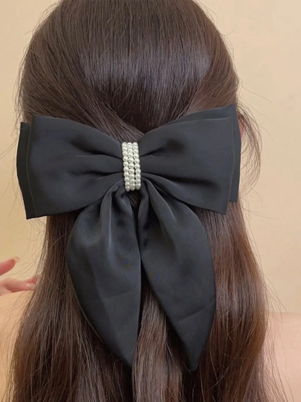 Jessica Satin Pearl Bow