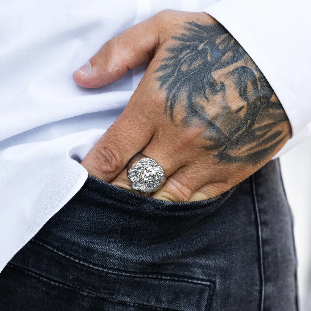 Lion Signet Ring - Silver