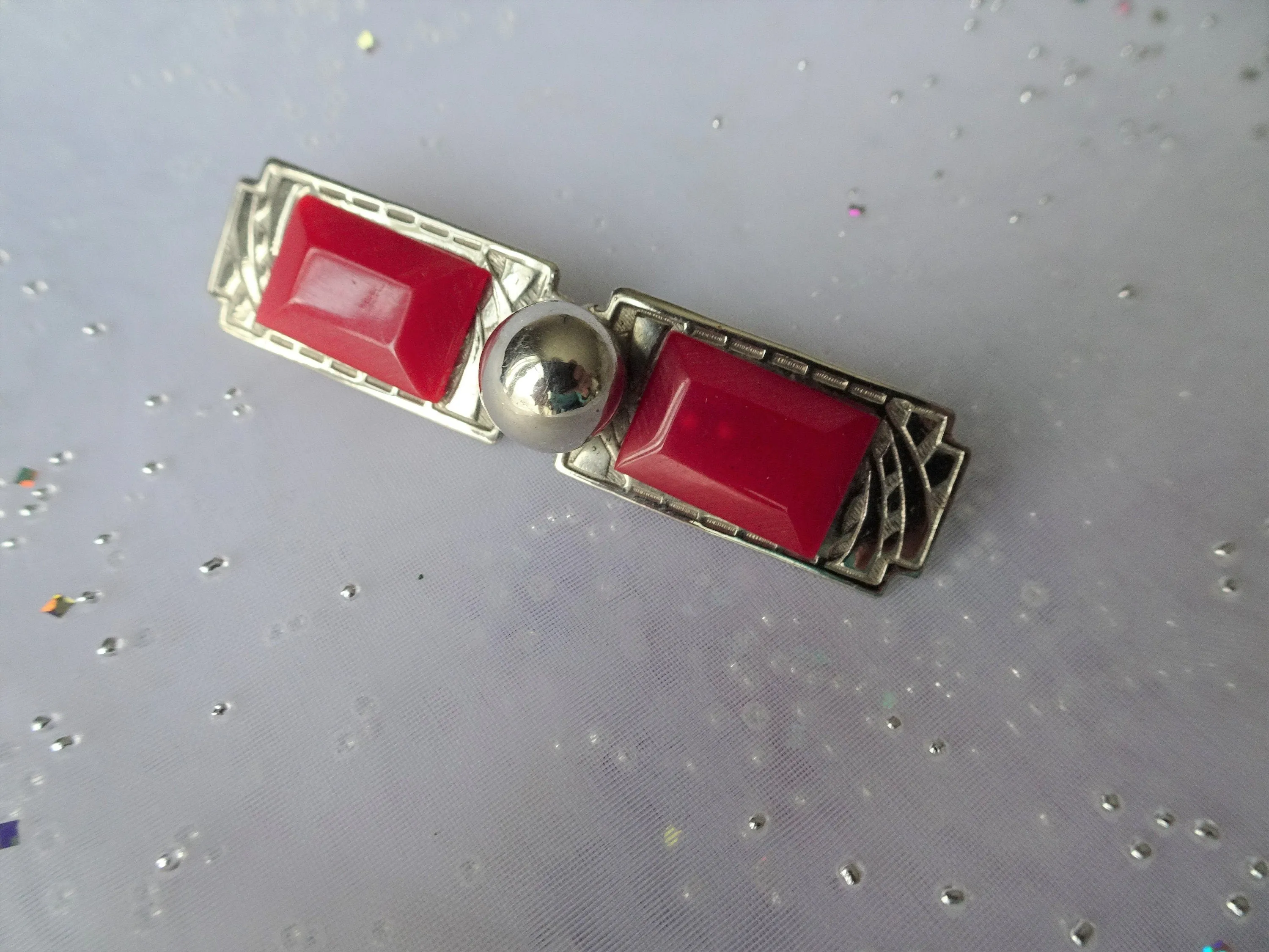 Lovely ART DECO Brooch, Silver Tone and Carnelian Glass ,Large Bar Brooch, 1920s Jewelry, Machine Age, Collectible Vintage Jewelry