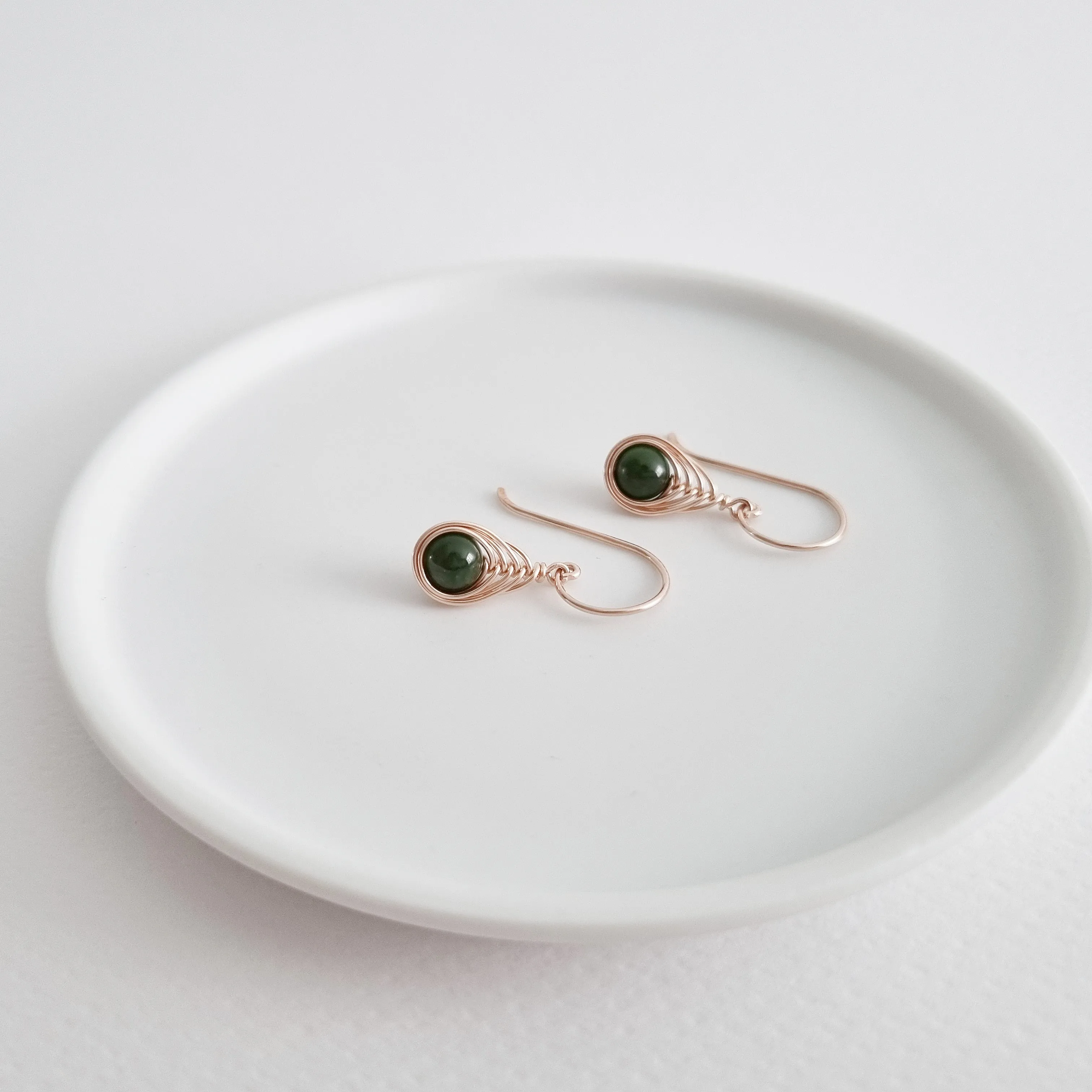 Naia Earrings / Nephrite