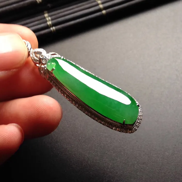 Natural Jade Pendant Jadeite Gold Pendant PT445