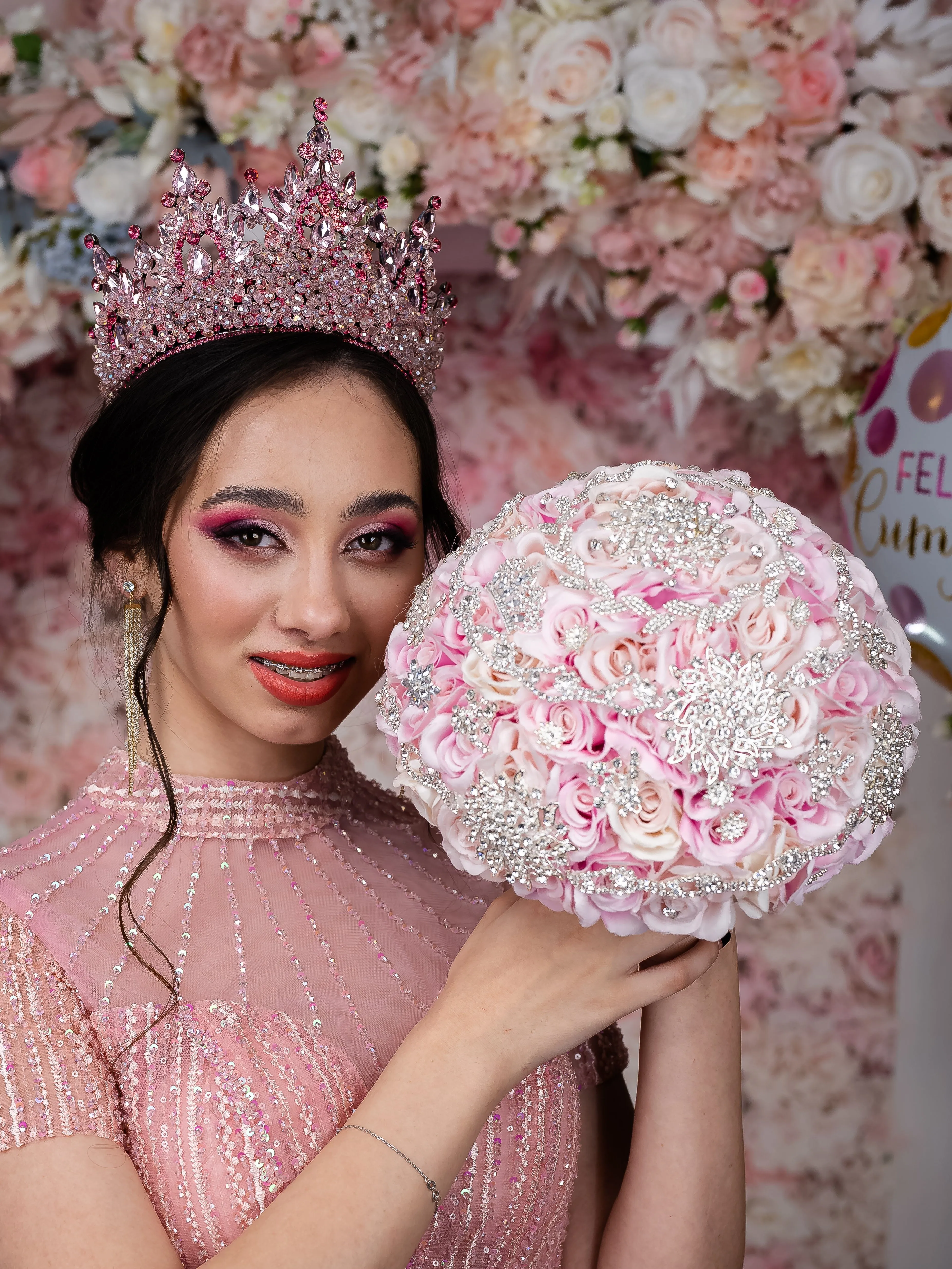 Pink quinceanera pillows set