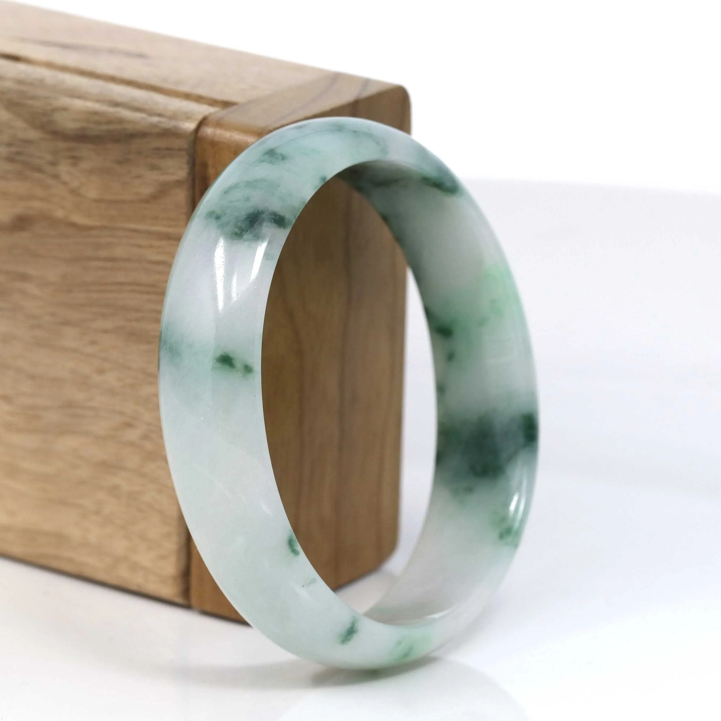 RealJade® Co. Genuine Burmese Green Jadeite Jade Oval Bangle (59.26 mm) #952