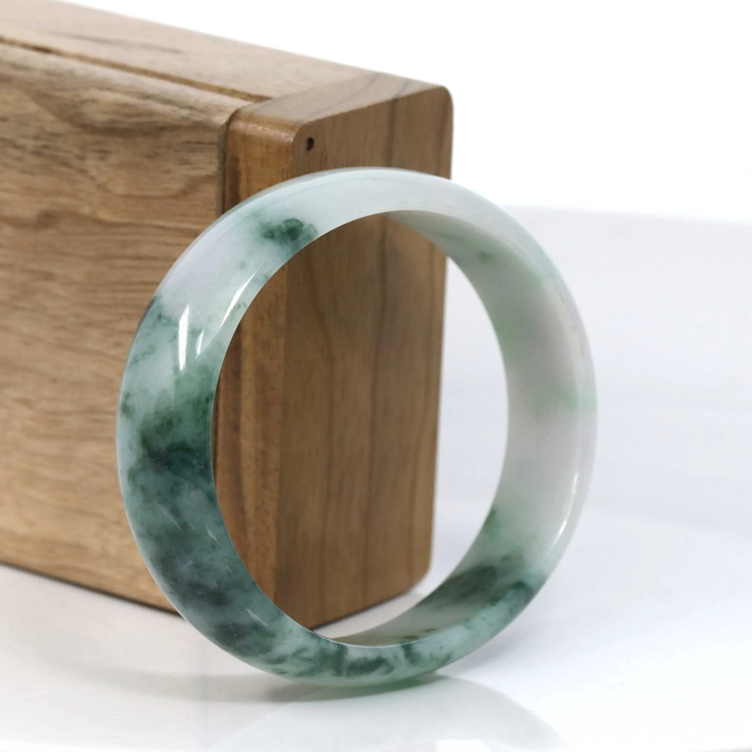 RealJade® Co. Genuine Burmese Green Jadeite Jade Oval Bangle (59.26 mm) #952