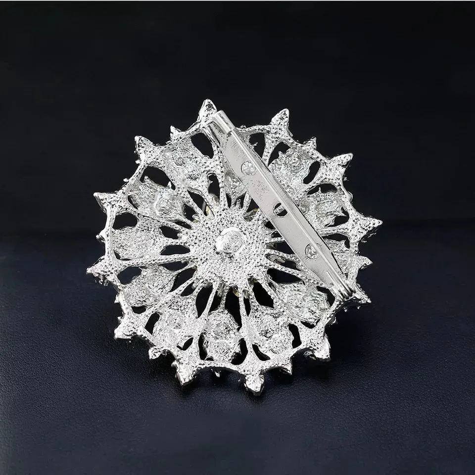 Silver Rhinestone Brooch - Style 17