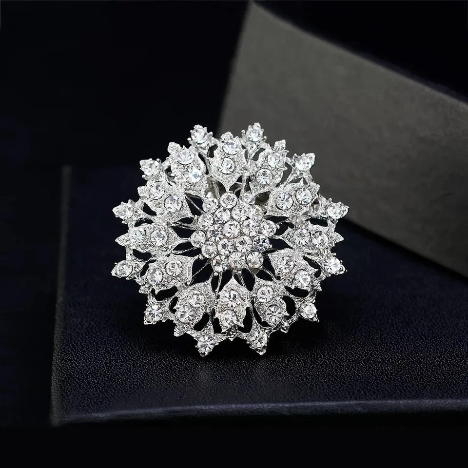 Silver Rhinestone Brooch - Style 17