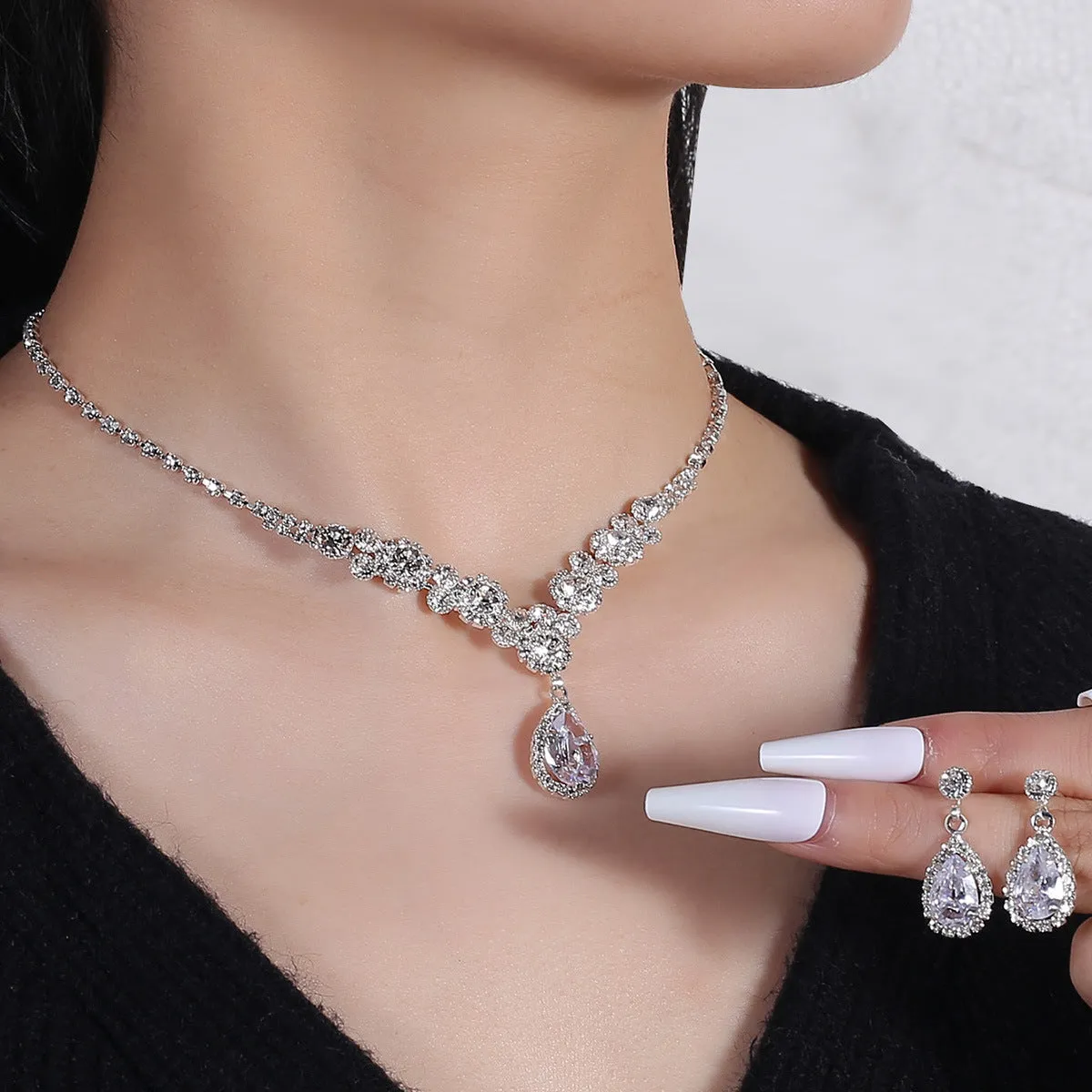 SISSLIA Fashion Full Rhinestones Cuban Chain Necklace For Women Lced Out Zircon Fashion Jewelry Necklaces