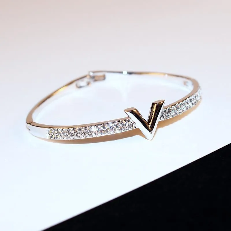 V Letter Design Best Zircon Rose Gold And White Simple Jewelry Bracelets & Bangle For Women And Girls