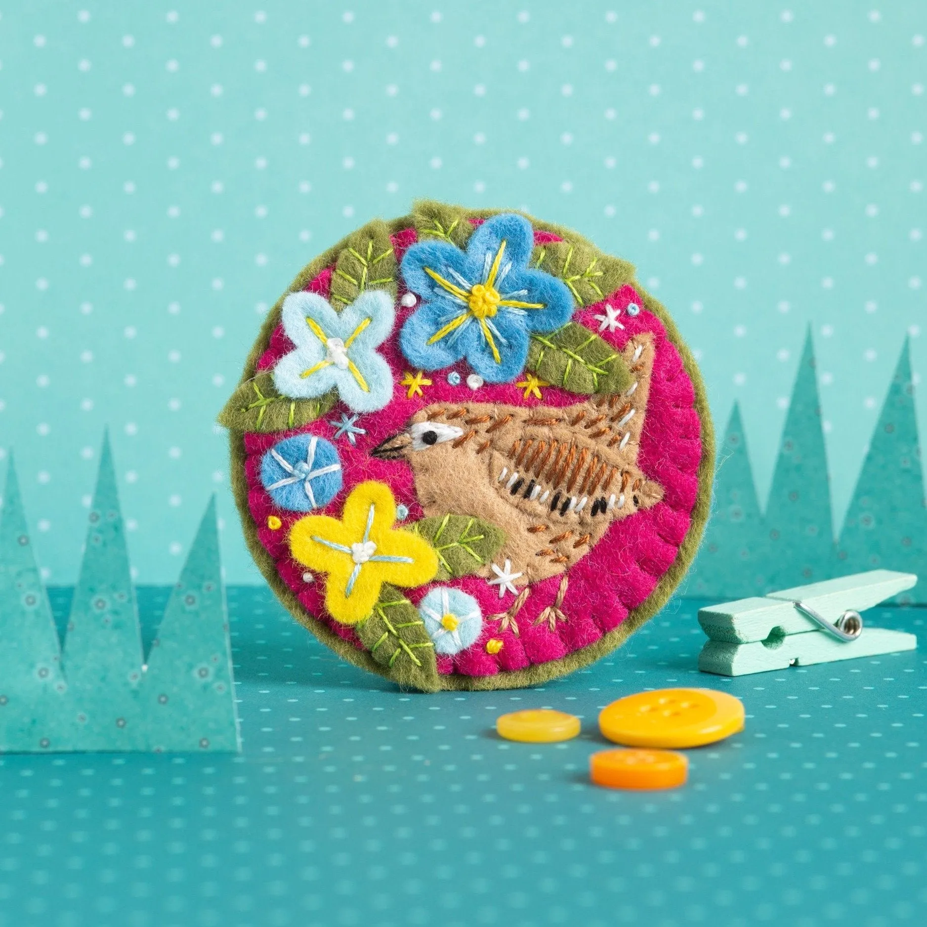 Wren Felt Craft Brooch Kit